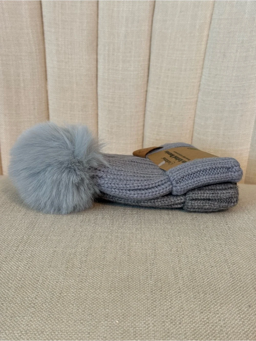 2 NEW baby KeaBabies GRAY pom knitted knit beanie grey soft infant 0-6 months